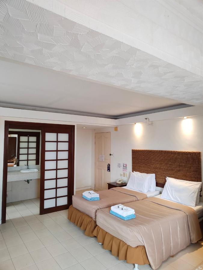 Wild Orchid Beach Resort Olongapo Dış mekan fotoğraf