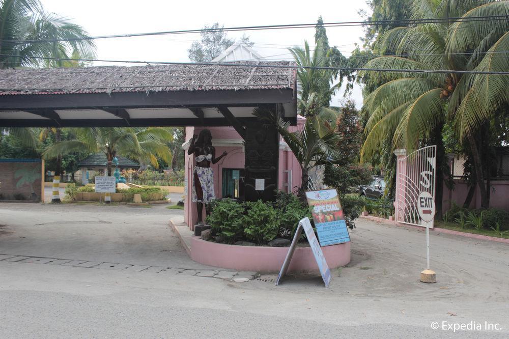 Wild Orchid Beach Resort Olongapo Dış mekan fotoğraf