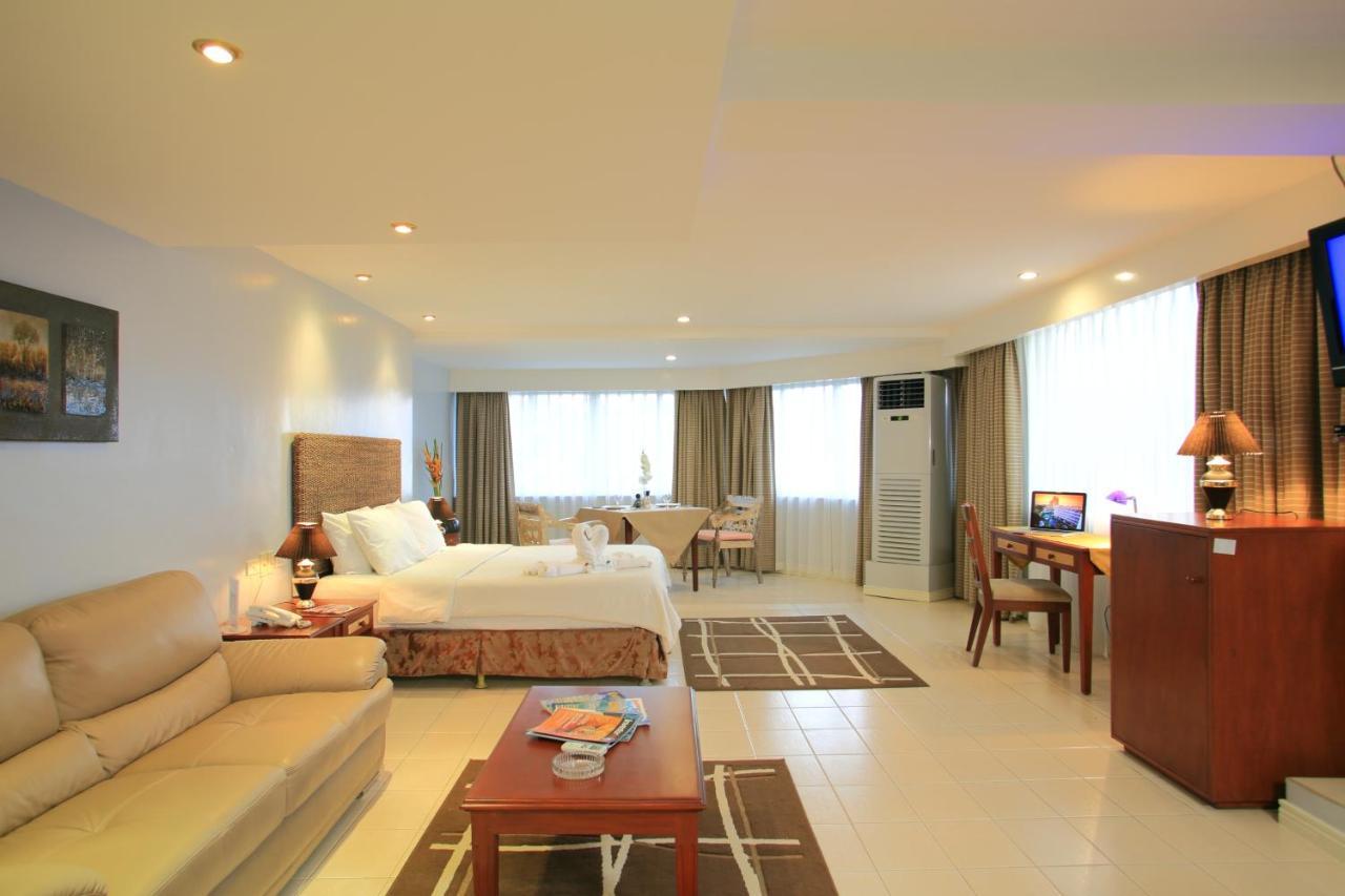 Wild Orchid Beach Resort Olongapo Dış mekan fotoğraf